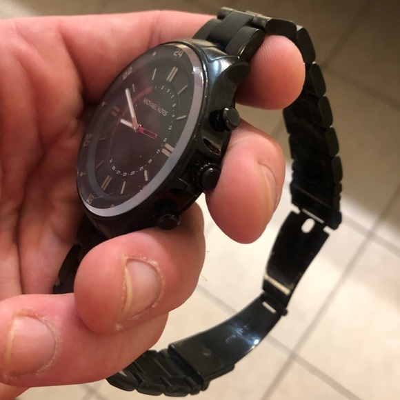 Michael Kors Watch - Picture 6 of 7